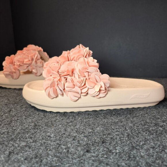 Skechers Foamies in Box: Arch Fit Horizon - Blossom 10 - Picture 1 of 10
